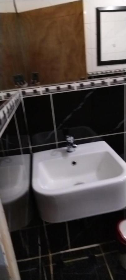 Cheers Guest House Evander Екстериор снимка