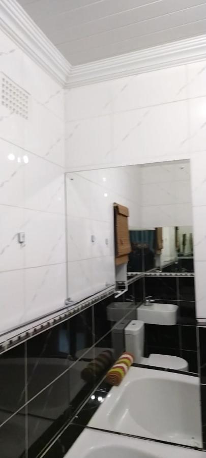 Cheers Guest House Evander Екстериор снимка